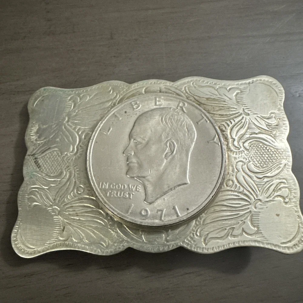 Vtg Western Style 1971 Eisenhower Silver Dollar Coin Belt‎ Buckle Sand & Sage